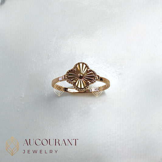 Cincin Emas model Clover. Emas Rose Gold 17K