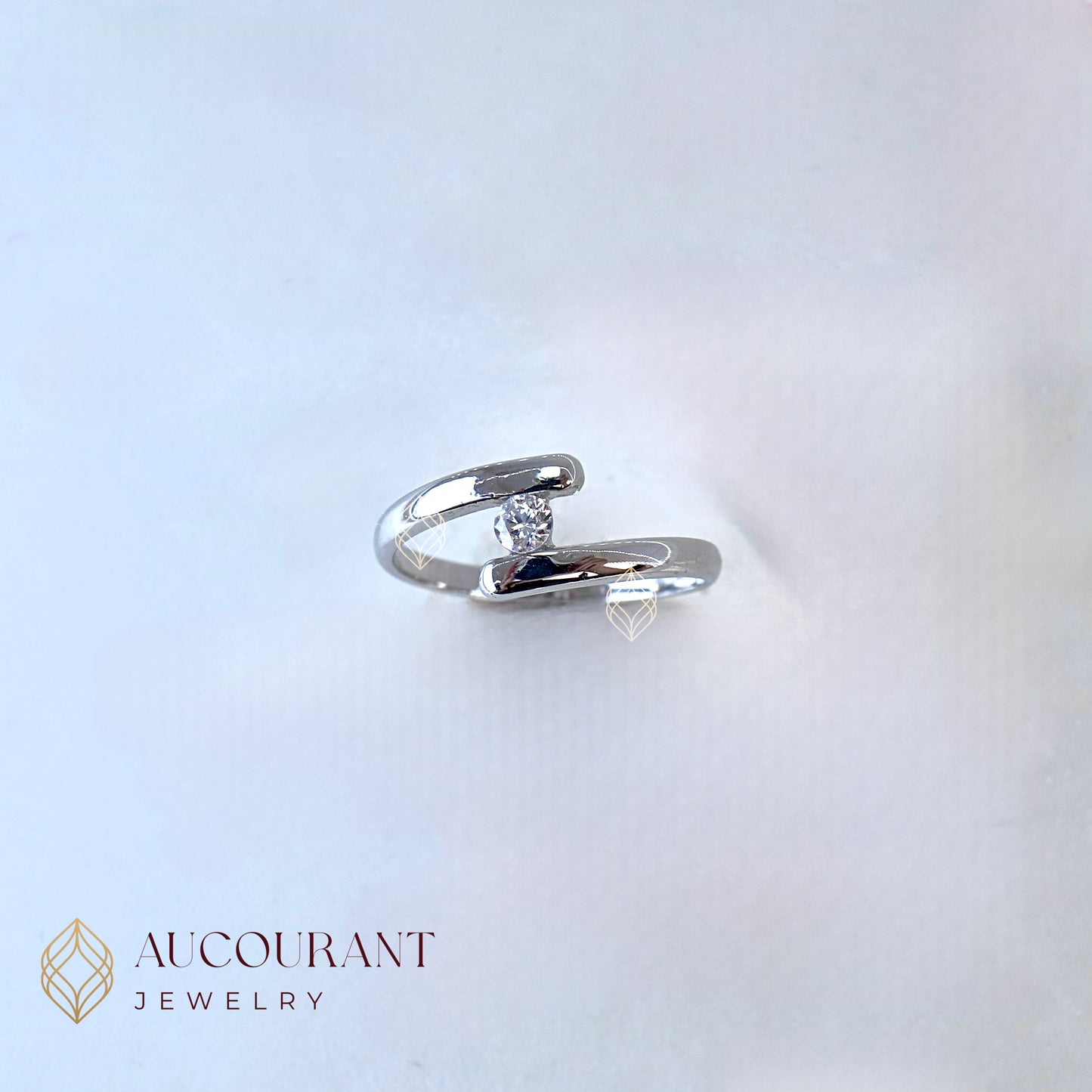 Cincin Emas mata (R)ound satu Model Terbuka Luna Open Ring Open Band. Emas White Gold 17K
