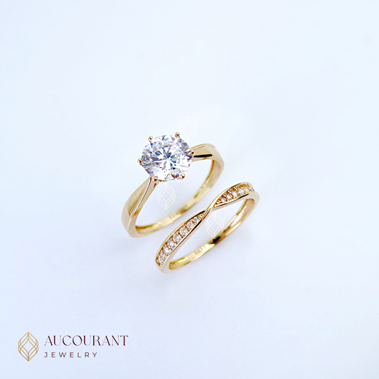 Cincin Emas Kombinasi dua Model Solitaire mata Besar Bulat(R)ound Kombinasi Solitaire Mata Bulat(R)ound. Emas Rose Gold 17K