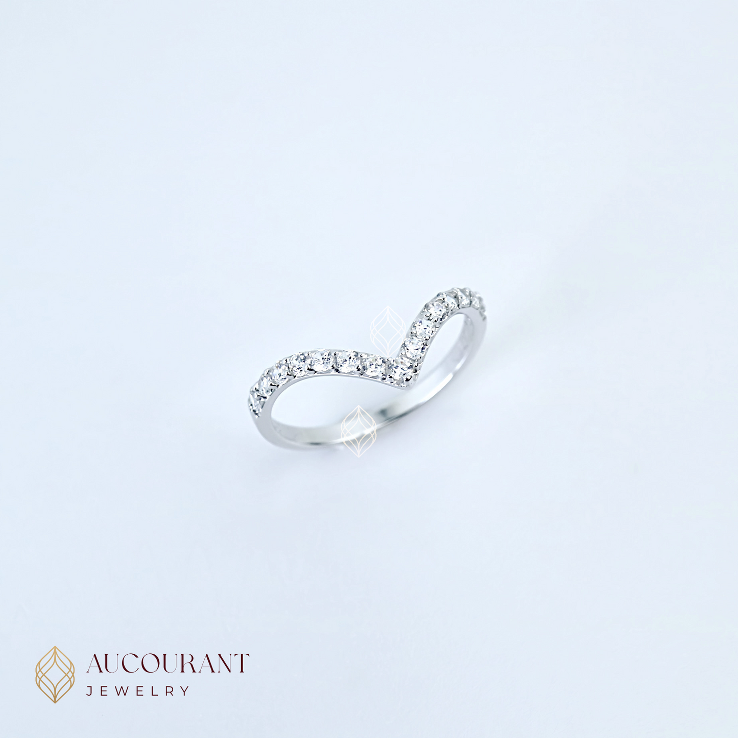 Cincin Emas model V Aurel. Emas White Gold 17K