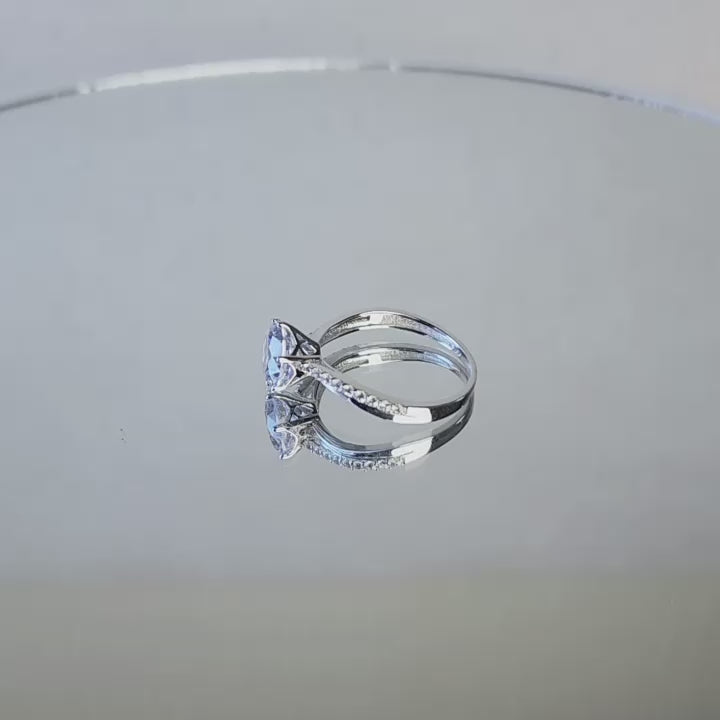 Aurora White Gold Ring 17K