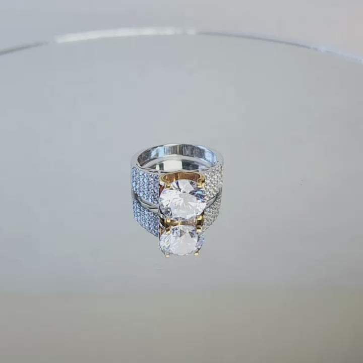 Lisette White Gold Ring 17K